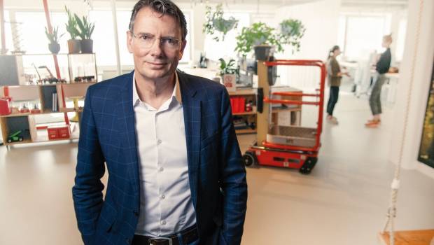 JLG se restructure en région EMEAI