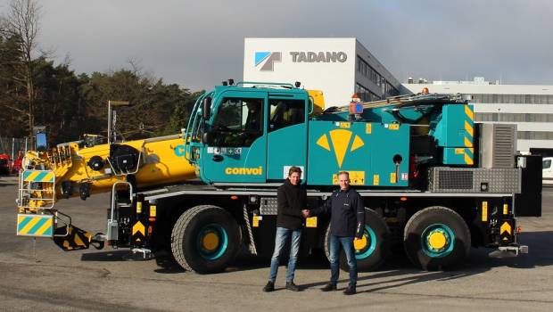 Une Tadano AC 3.045 livrée chez Convoi