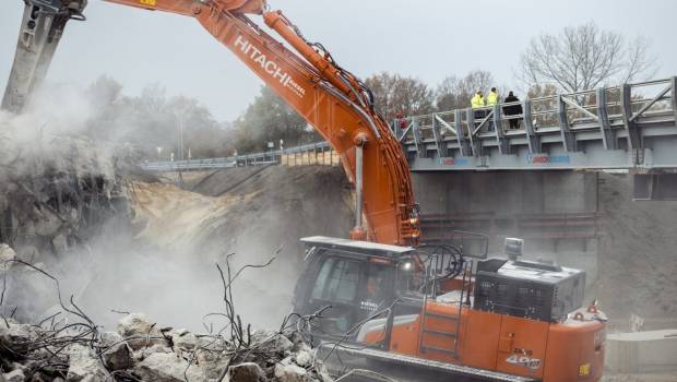 Un pont (pas) trop loin