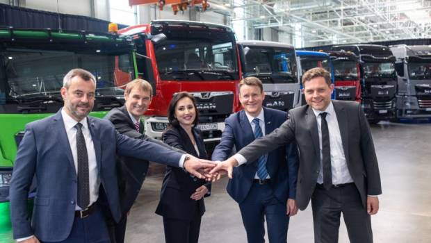 MAN inaugure son usine agrandie de Cracovie
