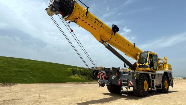 Une Grove GRT8120 dans une mine de calcaire en Turquie