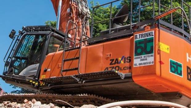 Hitachi rejoint l'EDA