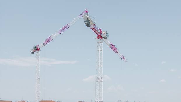 Deux Raimondi à l’œuvre dans un quartier résidentiel de Milan