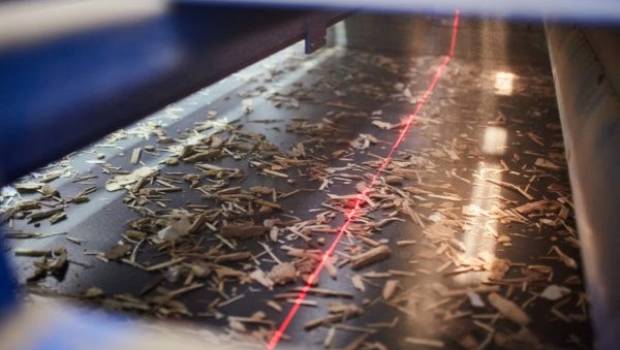 Le N°3 européen du panneau de particules de bois, exploite le TOMRA