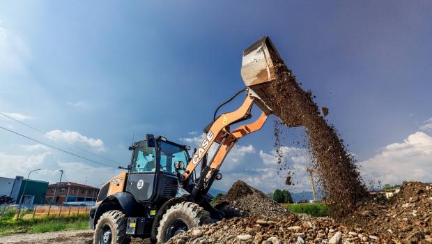 Case fait évoluer sa Serie F de chargeuses compactes sur pneus