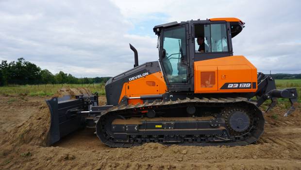 Develon sur le marché des Bull