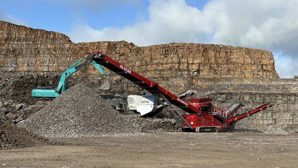 Screencore Trident 125 Hi-Stak : du criblage et de l'empilage