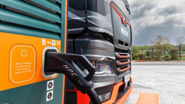 Milence ouvre son premier centre de recharge pour PL