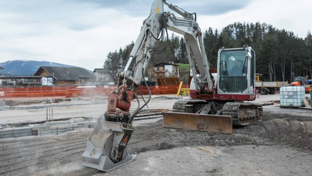 RPL/HY : la raboteuse FAE pour pelles de 5 à 8 t