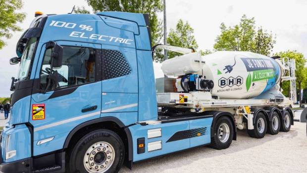 Une bétonnière portée 100% électrique chez Liebherr