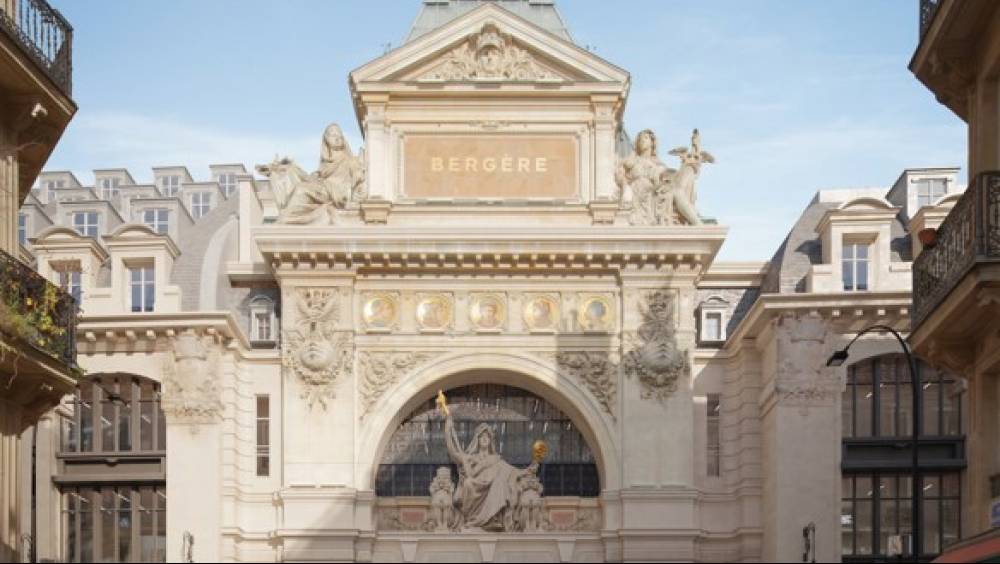Bouygues Construction rénove l'îlot Bergère à Paris