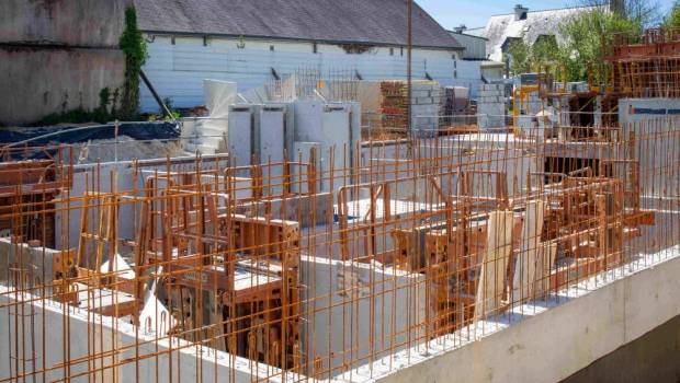 Ploemeur : du béton à empreinte carbone réduite au Cottage