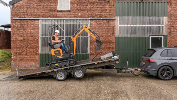 Une mini-pelle d'1 tonne chez Develon