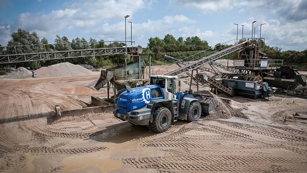 En Allemagne, Liebherr manutentionne pour Hülskens