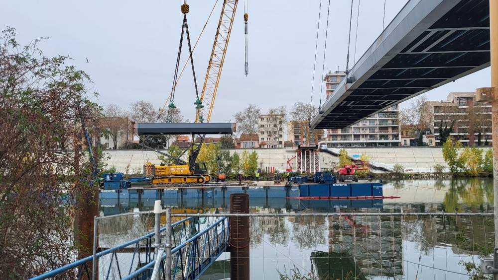 Toulouse : la passerelle sur la Garonne de nouveau accessible
