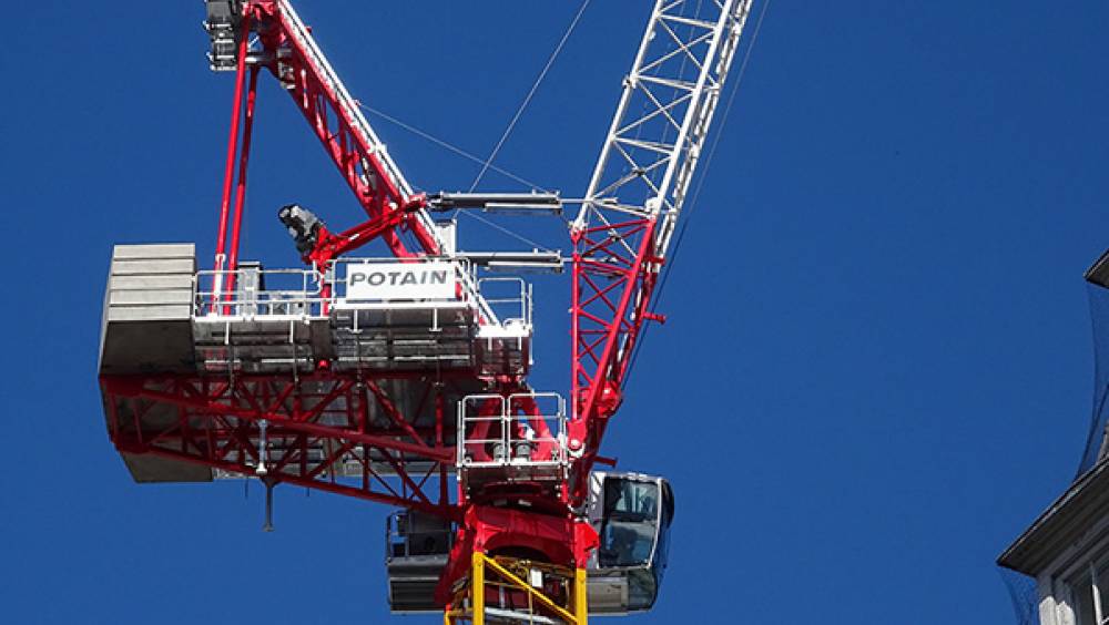 Les premiers diplômés de la formation  Monteur de grues à tour 