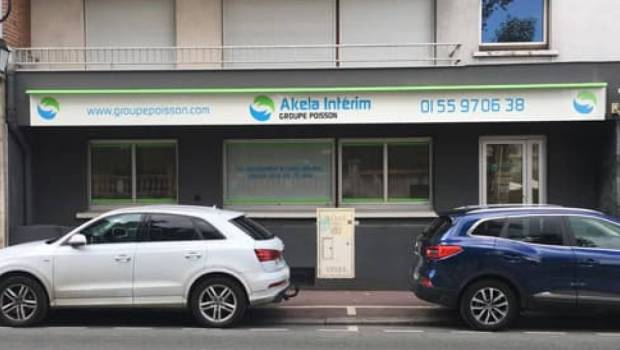 Deux nouvelles agences pour Akela