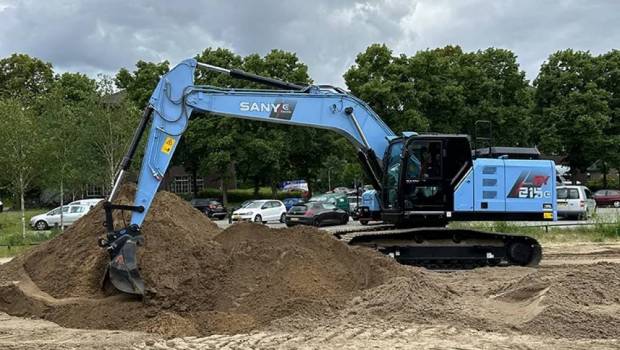 La pelle électrique SY215E de Sany débute en Europe