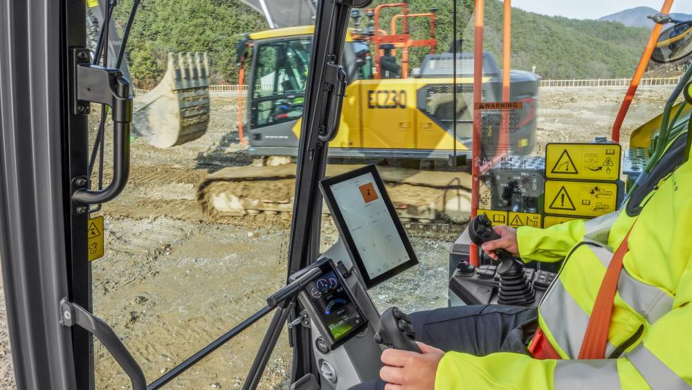 Volvo CE dégaine 2 nouvelles pelles à chenilles