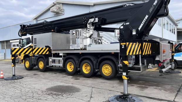 Une première nacelle sur camion MJ 700 hybride livrée