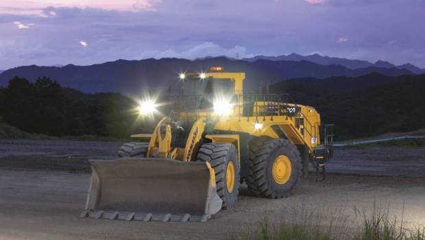 Komatsu : 13 à la douzaine