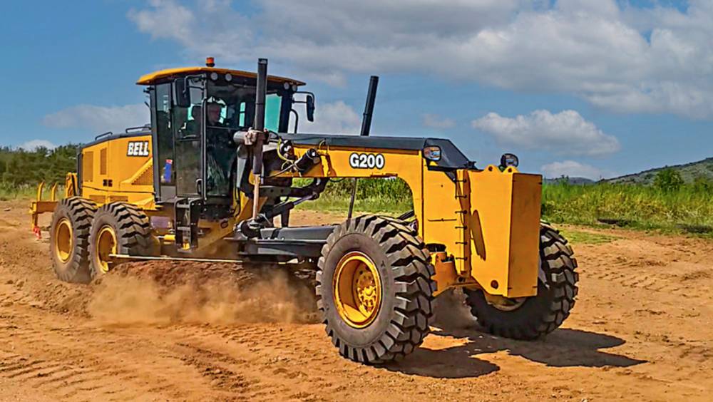 Bell se diversifie dans la niveleuse