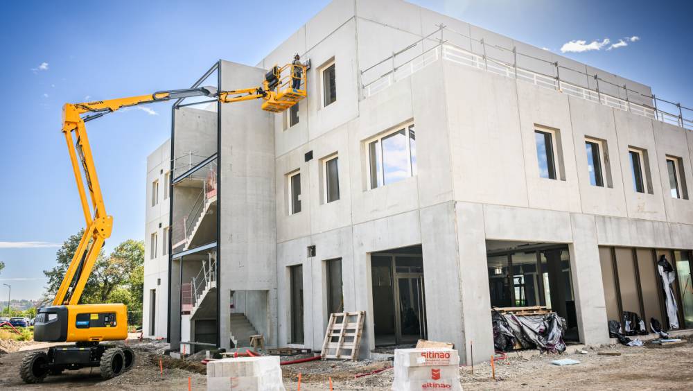 La nouvelle articulée électrique de 16 m de Haulotte