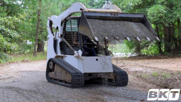BKT en chenille libre à Bauma