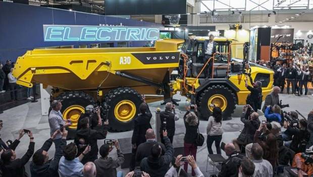 Volvo CE lance un tombereau électrique