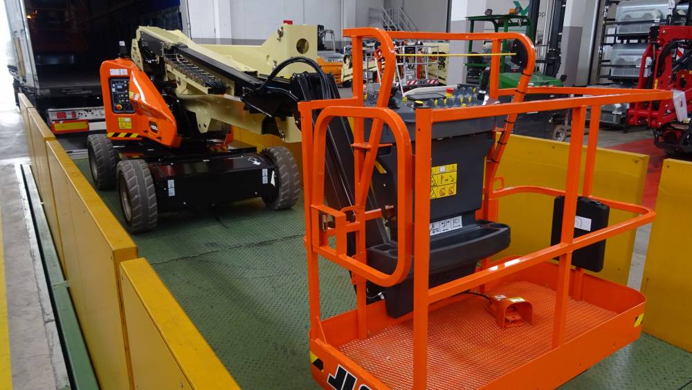 JLG augmente sa production européenne