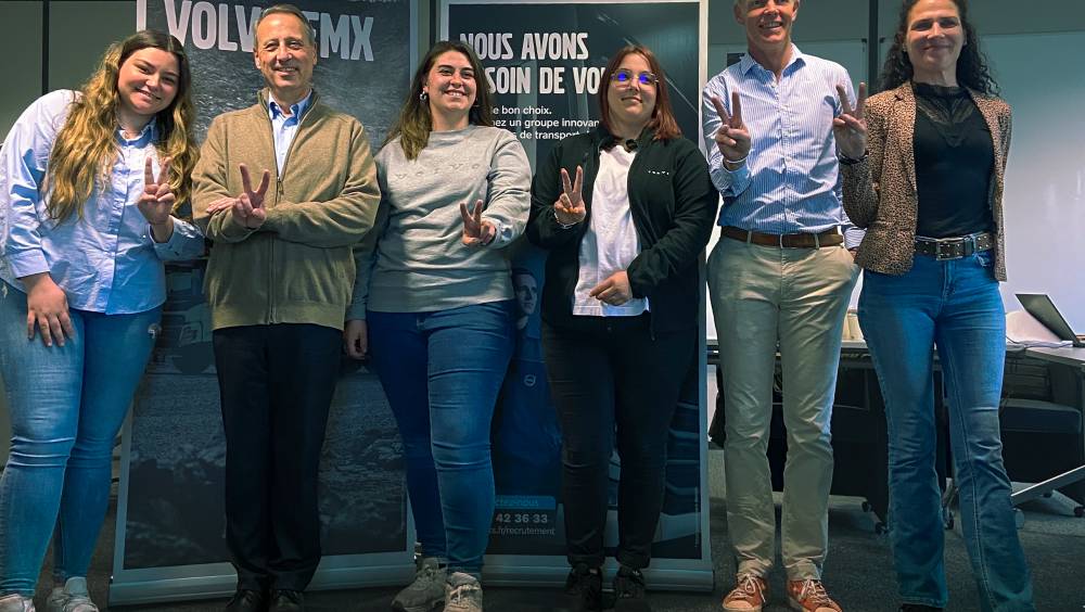 Volvo Trucks forme les femmes aux métiers techniques du transport