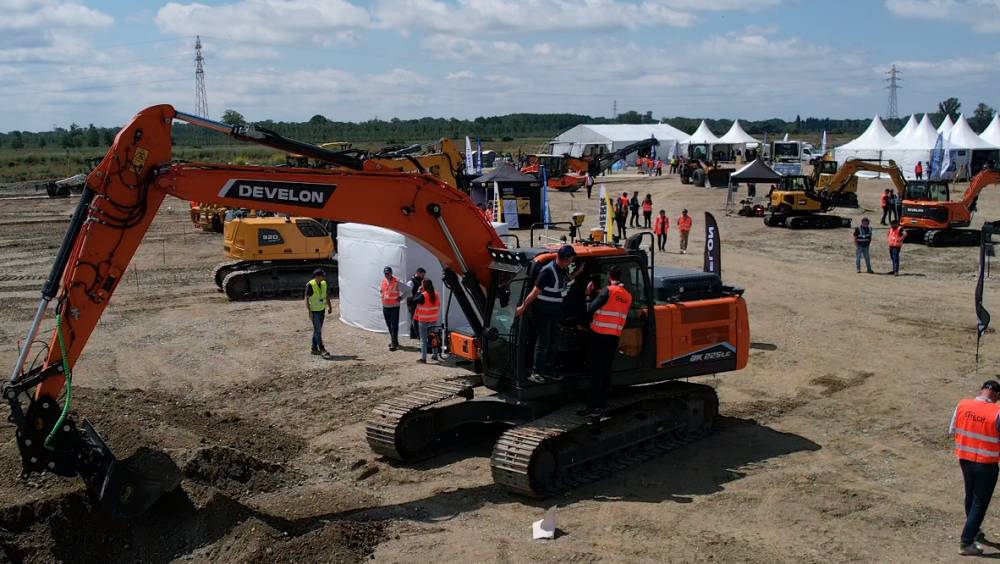 Develon met en lumière ses innovations lors des SitechWorks 2025