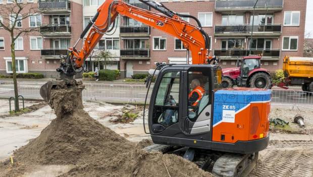 Les pelles électriques Hitachi à l’œuvre au Royaume des Tulipes