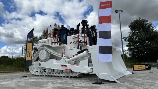Un géant pour Penly : Eiffage déploit le bull Cat D11 Next Gen