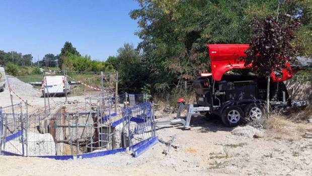 Chantier Teréga à Cadaujac : SPAC tire un tuyau en acier avec RDS France