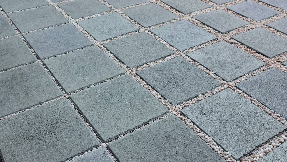 Alkern étoffe son offre de pavés drainants en béton Hydrojoint
