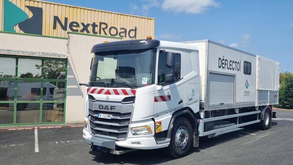 DAF et Vectra Equipment mettent à la route un porteur 4x2 DAF XD FA 300 19T déflectographe