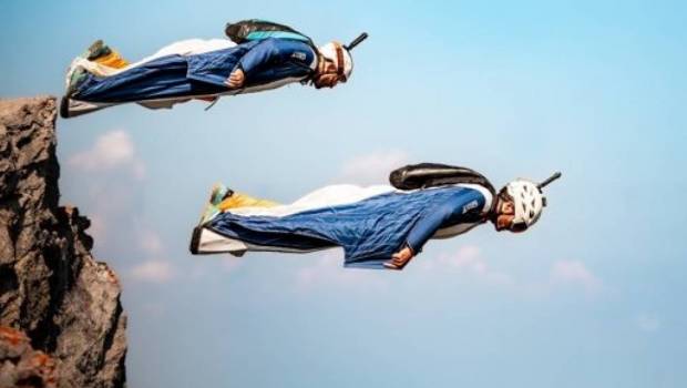 NGE tâte des sports extrêmes