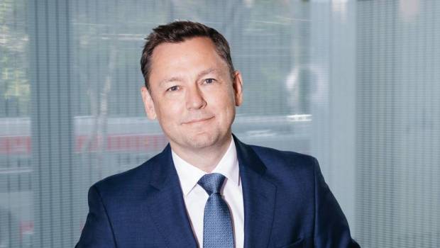 Nicholas Collins (ex-EXA et Telstra) Senior Advisor de Eight Advisory