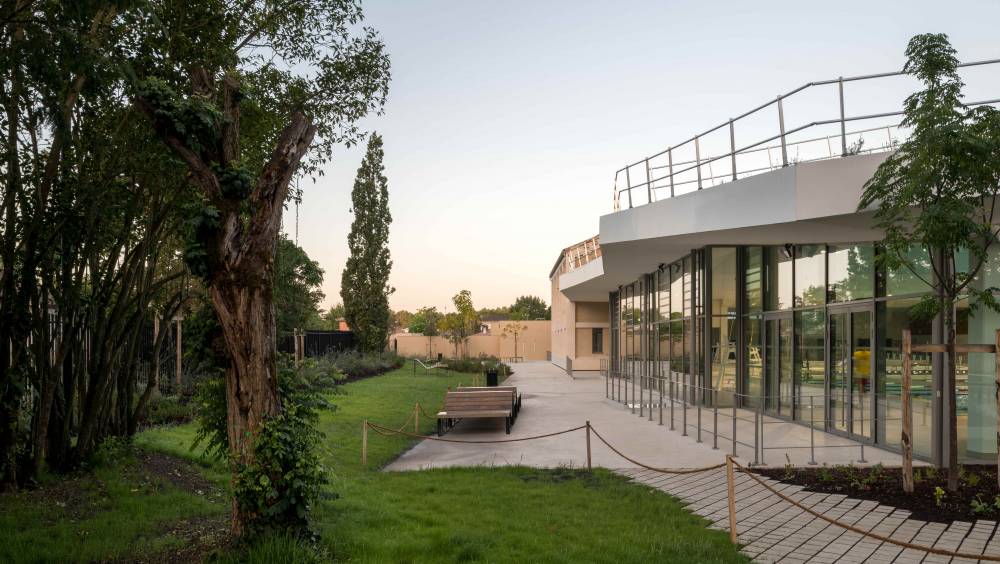 Pessac : un centre aquatique au coeur d'un projet de renaturation