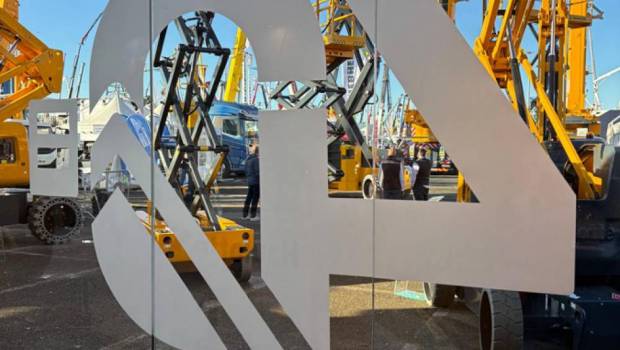 Haulotte s'expose en Italie