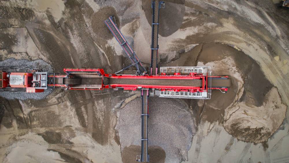 Finlay, Terex Group,  lance deux nouveaux cribles inclinés 693 et 694