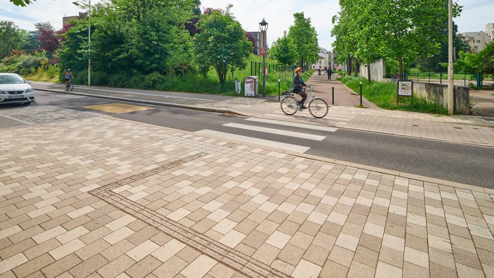 Nancy : le quartier Thermal fait peau neuve avec les pavés écologiques de Kronimus