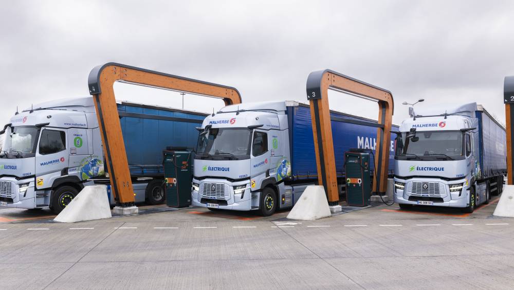 Renault Trucks électrifie son corridor logistique Blainville - Bourg-en-Bresse -Lyon avec Malherbe