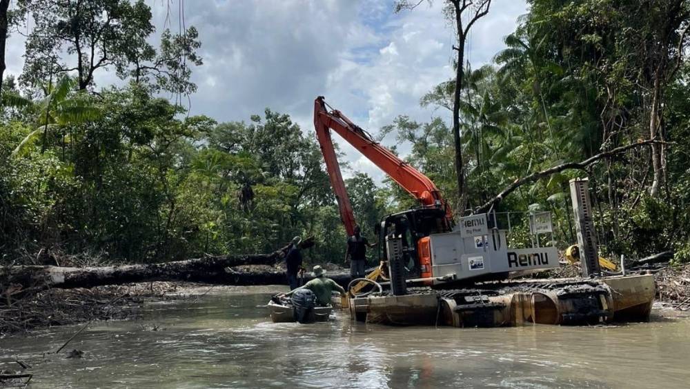 En Guyane, la Big Float E15 remet le canal au clair