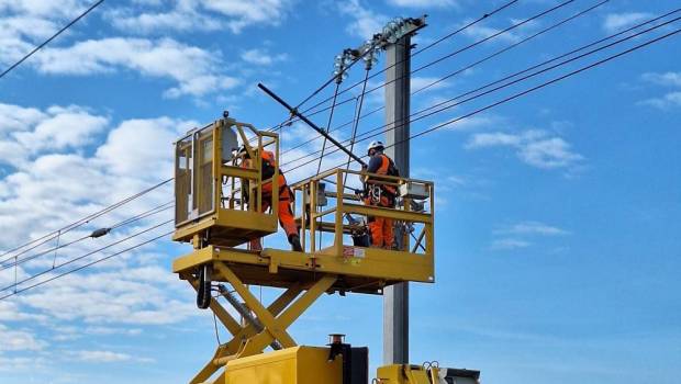 SNCF Réseau remplace plus de 200 armements caténaires à Colmar