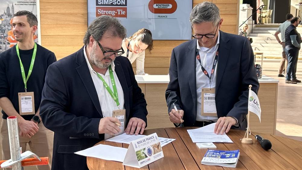 Simpson Strong-Tie et Bouygues Bâtiment France industrialisent la pose  des façades ossature bois avec « FOBuleuse »