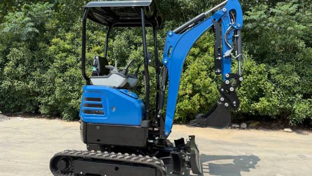 Minipelle IMX change d’échelle et s’impose comme alternative sur le marché des engins compacts