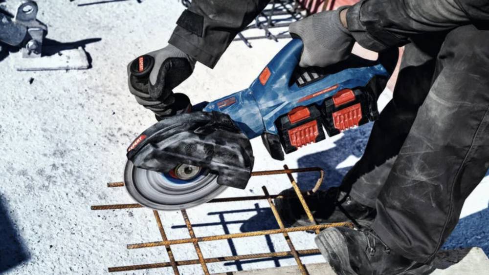 Bosch lance deux nouvelles meuleuses angulaires
