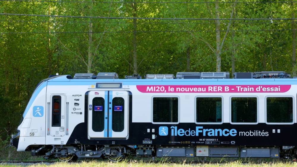 Premier roulage pour les futures rames du RER B